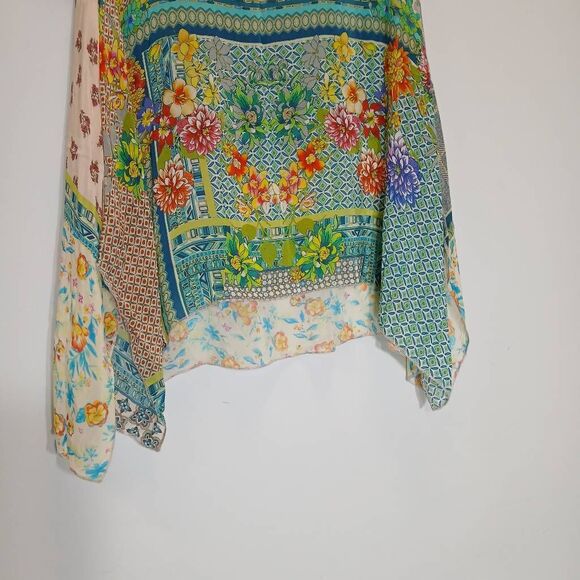 Johnny was womens large asymmetric hem floral blouse green top boho - Picture 4 of 9